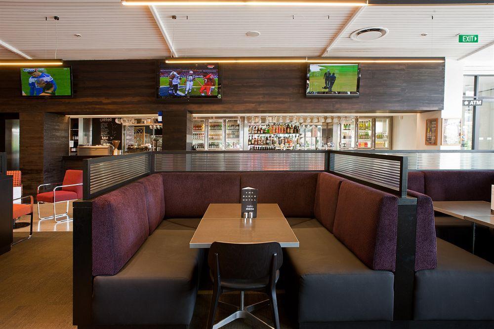 Nightcap At The Ranch Hotel Macquarie Park Exterior foto